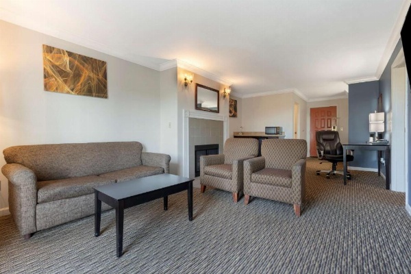 Best Western Colonial Inn image 14