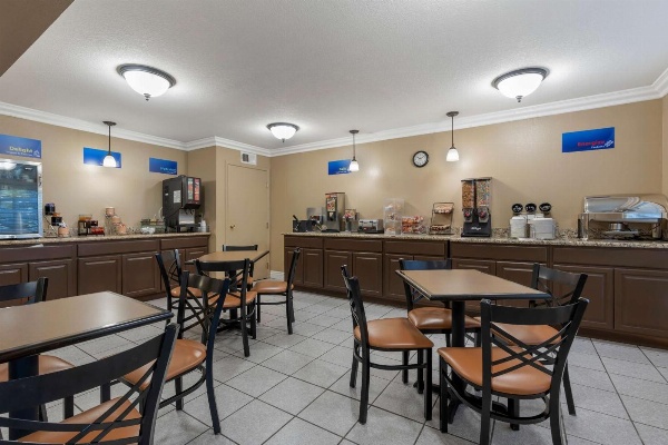 Best Western Colonial Inn image 6